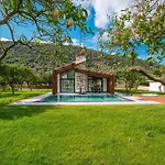 Batihan Vadi Hotel Kuşadası